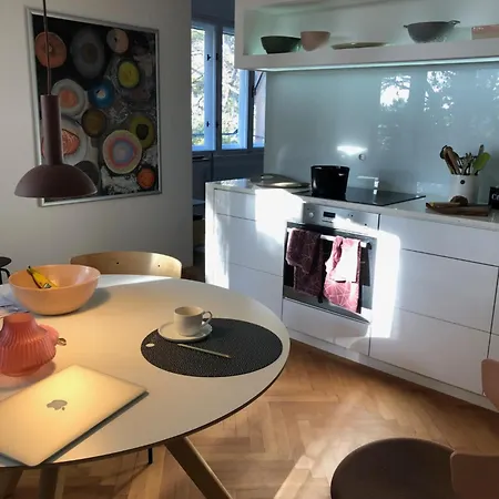 Apartment Tinel Split